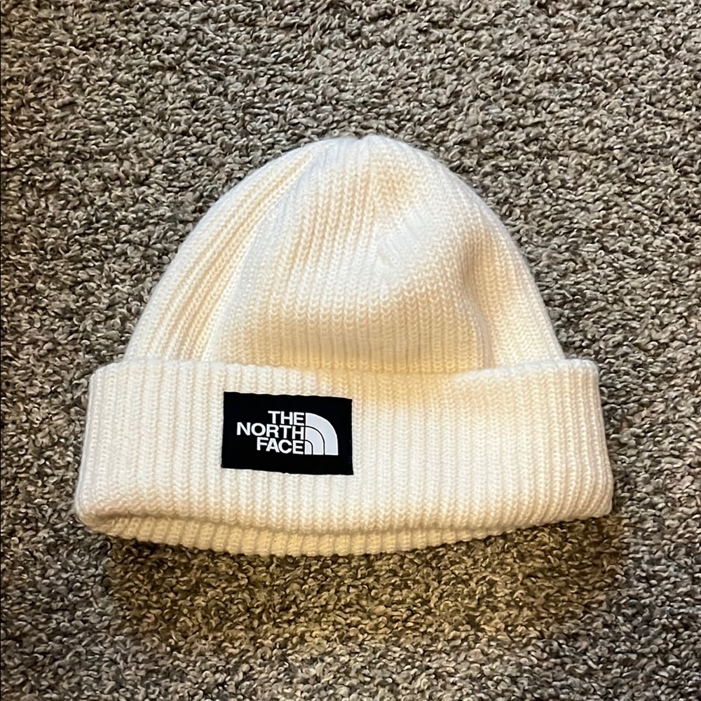 The North Face Ivory Ribbed Beanie BRAND NEW, NEVER WORN